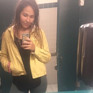 Meet your Posher, Andrea